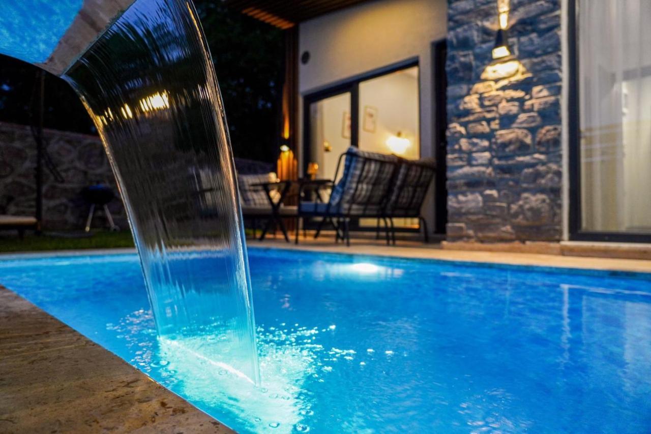 Vital Home Sapanca Isitmali Havuzlu Villa&Bungalov מראה חיצוני תמונה