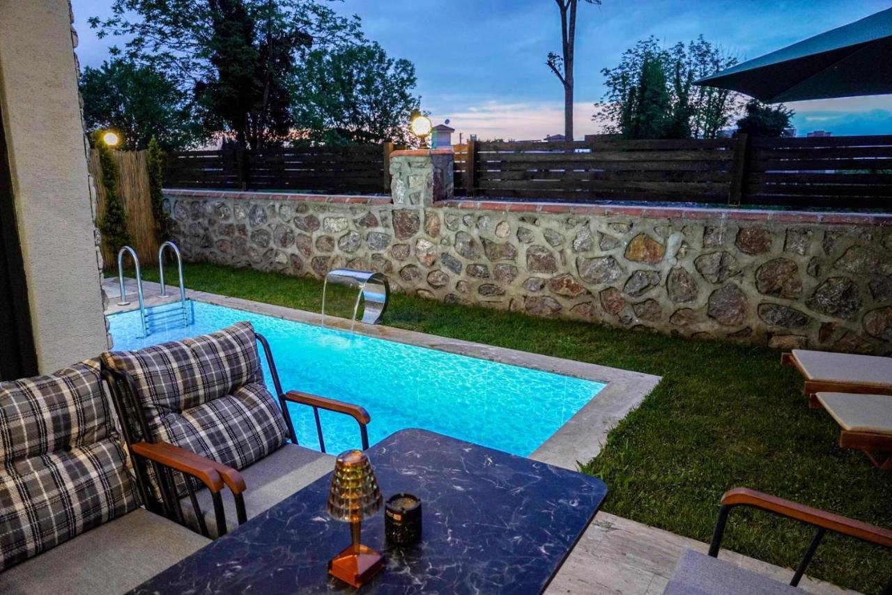 Vital Home Sapanca Isitmali Havuzlu Villa&Bungalov מראה חיצוני תמונה