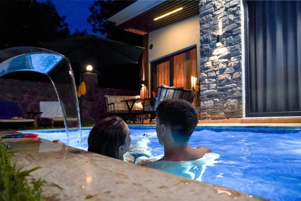 Vital Home Sapanca Isitmali Havuzlu Villa&Bungalov מראה חיצוני תמונה